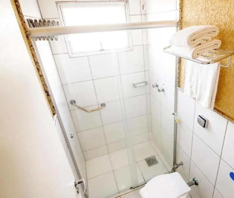Golden Dolphin - Grand Hotel Flat Com Netflix Caldas Novas 0*,